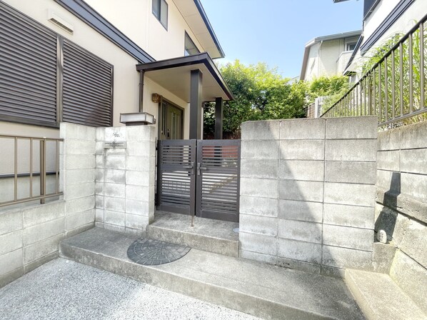 藤が丘吉浜邸 B棟の物件内観写真